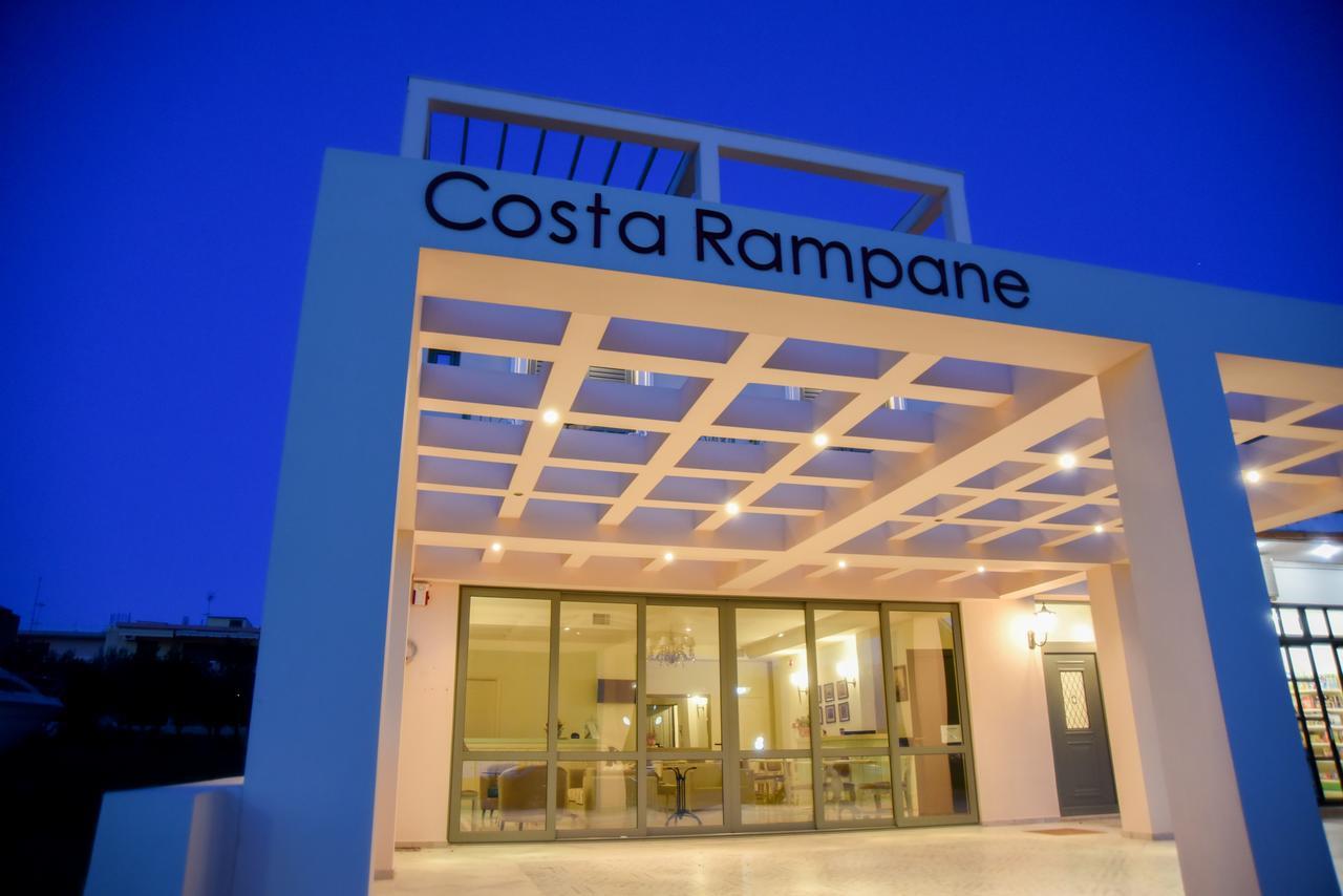 ホテル Costa Rampane プリトラ エクステリア 写真